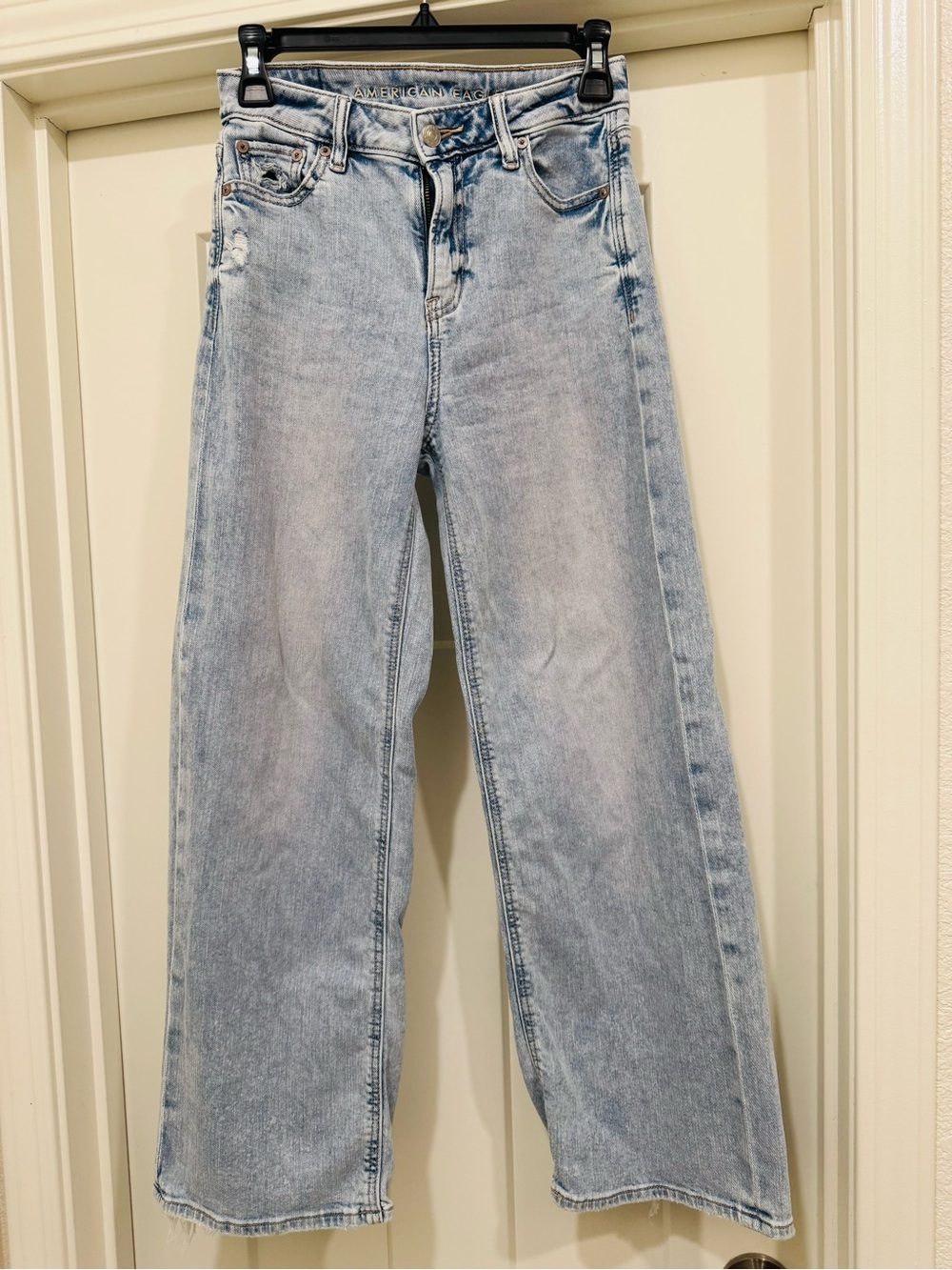 American Eagle - Picture 7 of 13